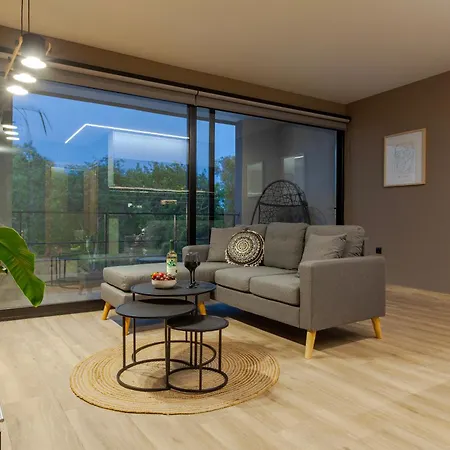 Chrysma Urban Living * Rhodes City