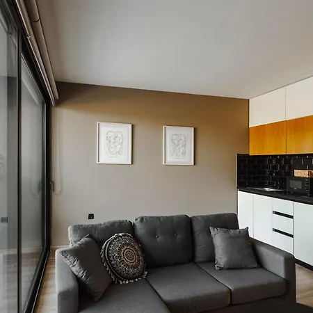 Chrysma Urban Living * Rhodes City