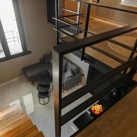 Chrysma Urban Living Apartment *