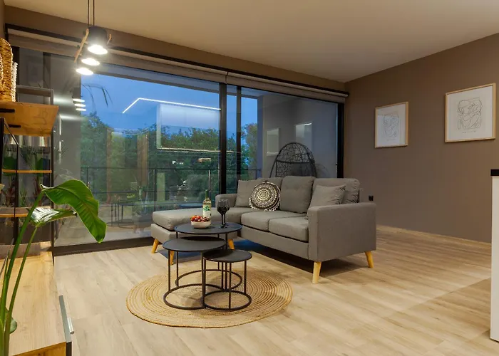 Chrysma Urban Living * Rhodes City