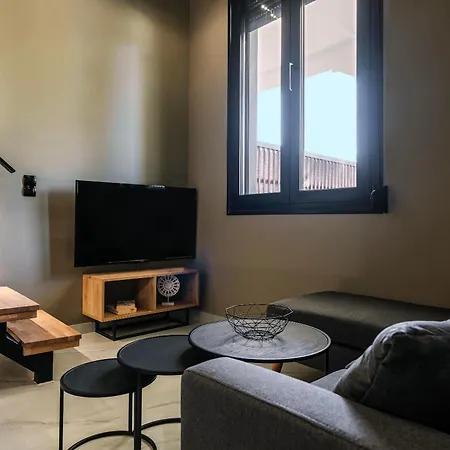 Chrysma Urban Living アパート